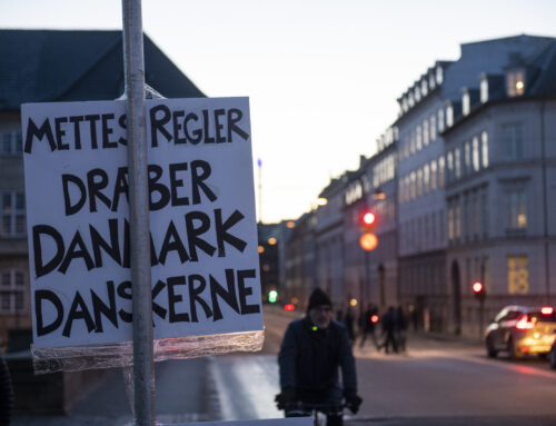 Ny undersøgelse: Danskerne tror på demokratiet – men ikke på politikerne