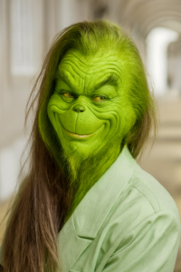 20251207_1653_Grinch-Inspired Transformation_remix_01kbwr63dteyq9gwg2tt5aekvn